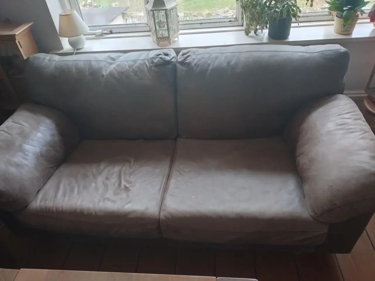 Billede 1 - 2+3 pers. Læder sofa. Gratis