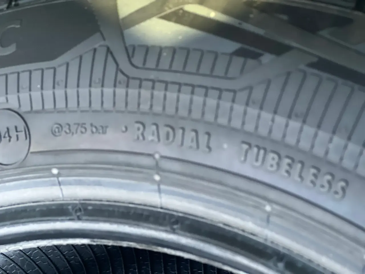 Billede 5 - Bud modtages sommer dæk 215/60 R17 Continental Van
