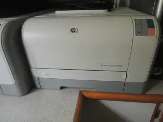 HP Farve laserprinter CP 12 15