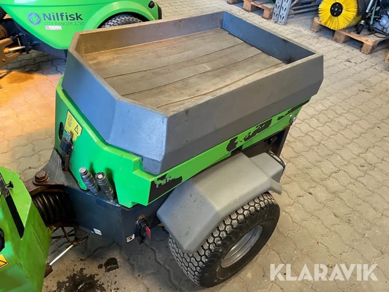 Billede 8 - Redskabsbærer Egholm Park ranger 2150