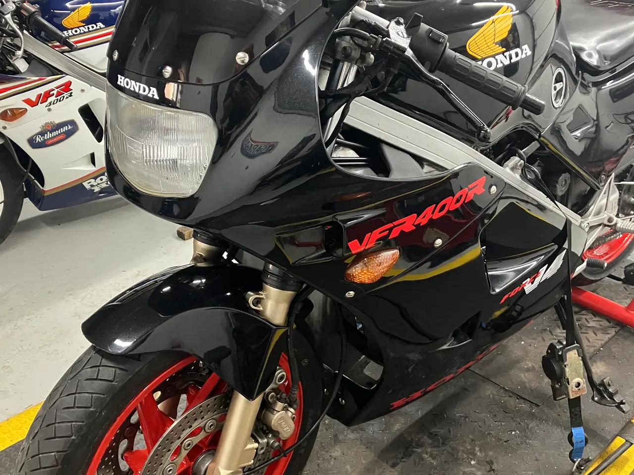 Billede 4 - HONDA VFR 400R