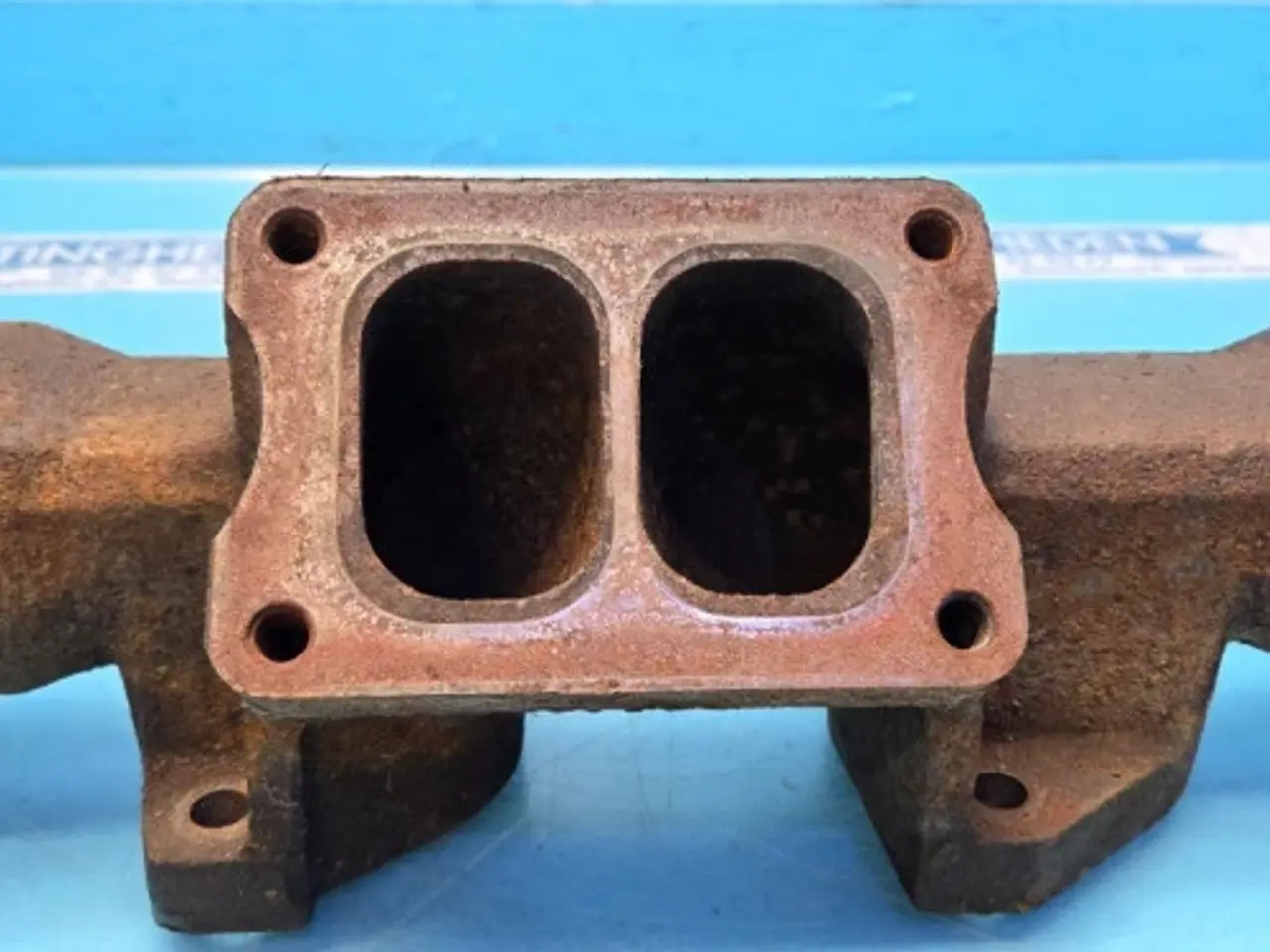 Billede 2 - John Deere 6125HZ001 Udstødningsmanifold R116838