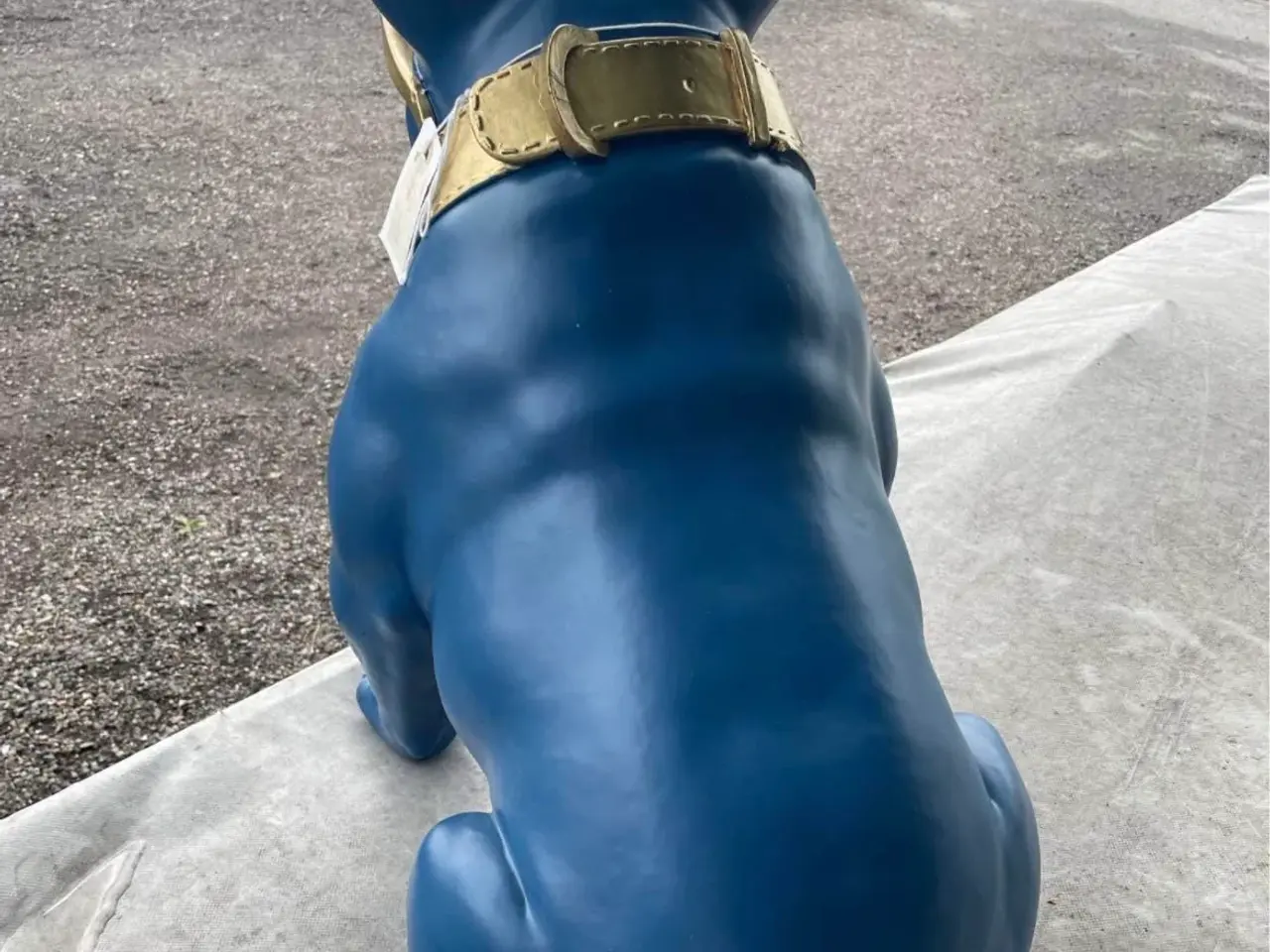 Billede 4 - Buldog i plastpolyester 