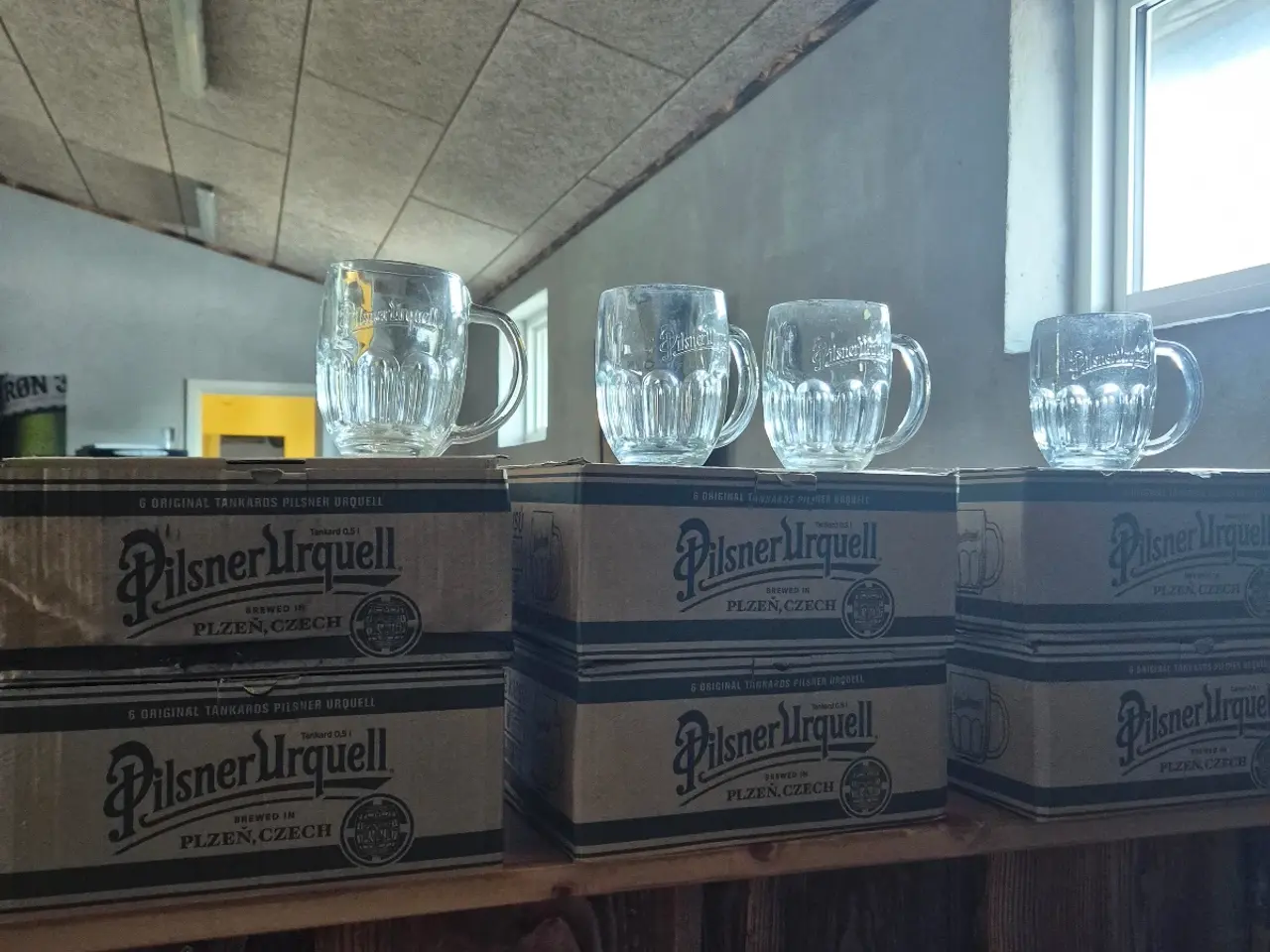 Billede 3 - 72 stk ølkrus fra Pilsner Urquell