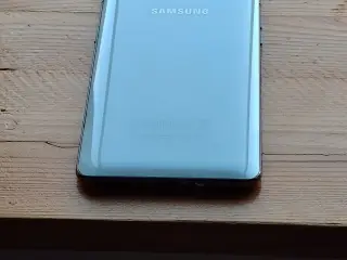 Samsung a80