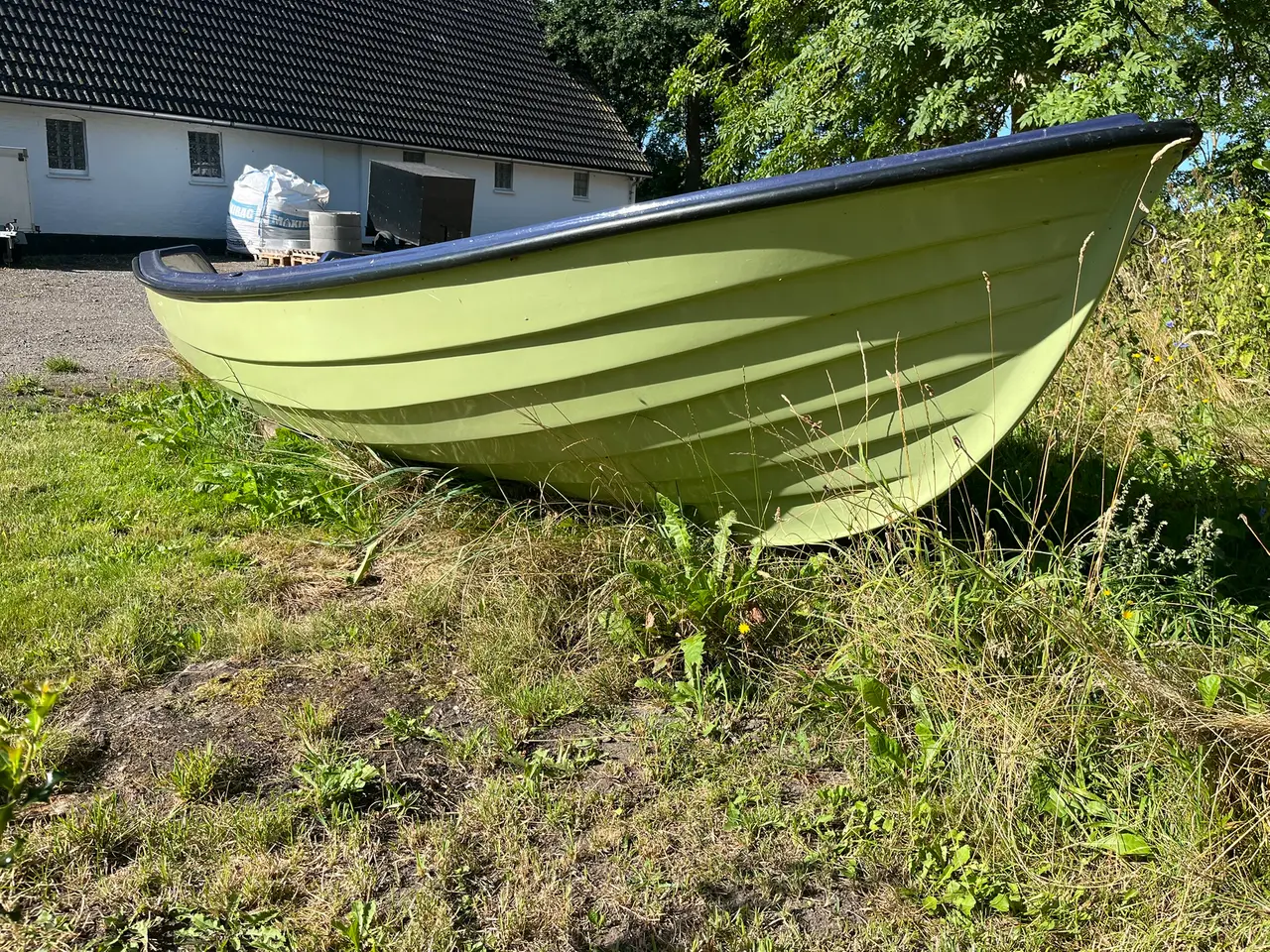 Billede 2 - NYRENOVERET JOLLE PÅ 14 FOD
