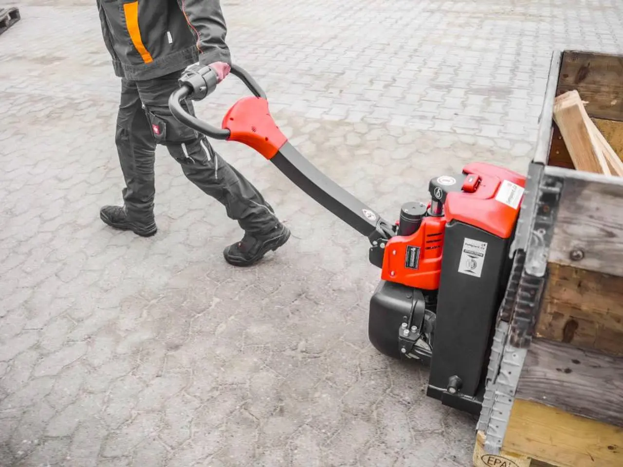 Billede 7 - ForkLion El-palleløfter - 1500 kg kapacitet, inkl. batteri og oplader