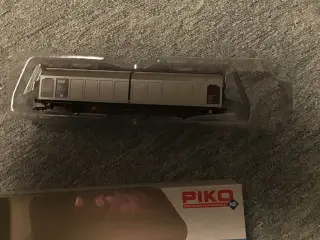 DSB Piko Expert godsvogn i sølv. H0 1:87