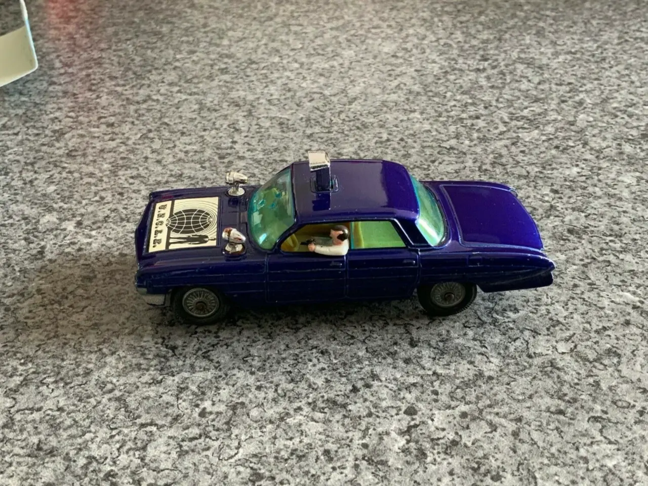 Billede 3 - Corgi Toys No. 497 Oldsmobile Super 88 U.N.C.L.E.