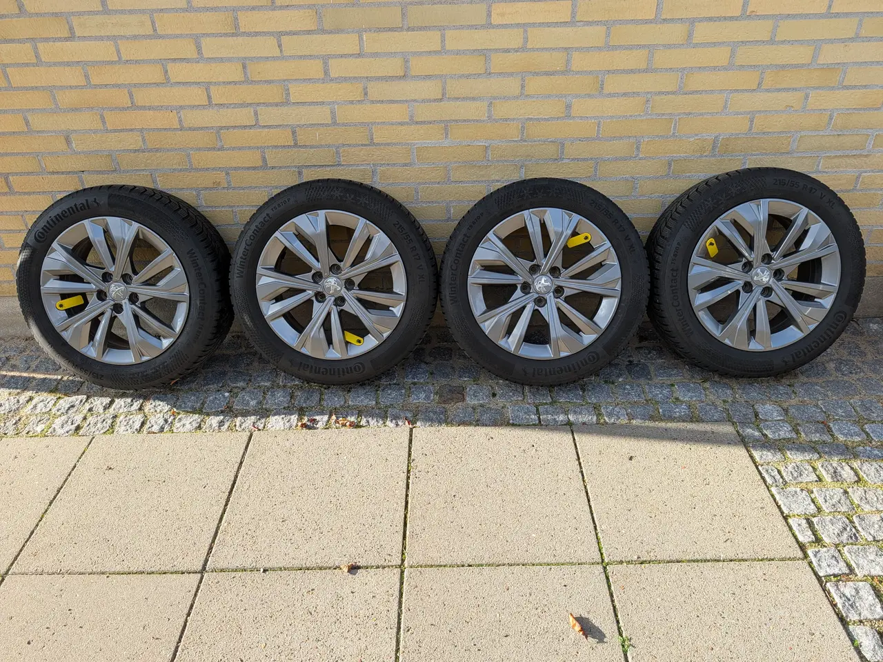 Billede 1 - 4 stk Org. alufælge til Peugeot 508 med vinterdæk