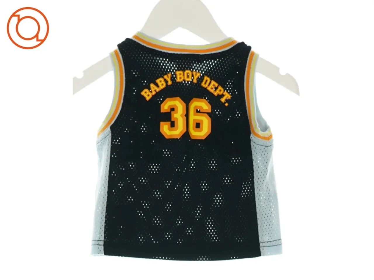 Billede 2 - Basketball trøje fra H&M (Str. 62)