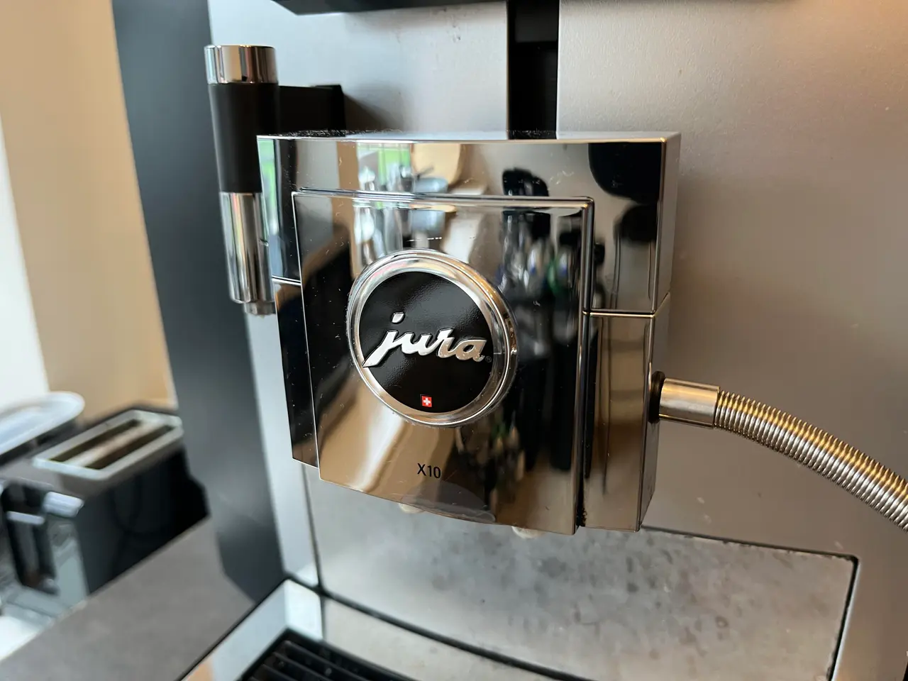Billede 3 - Kaffebrygger JURA inkl. mælkedispenser