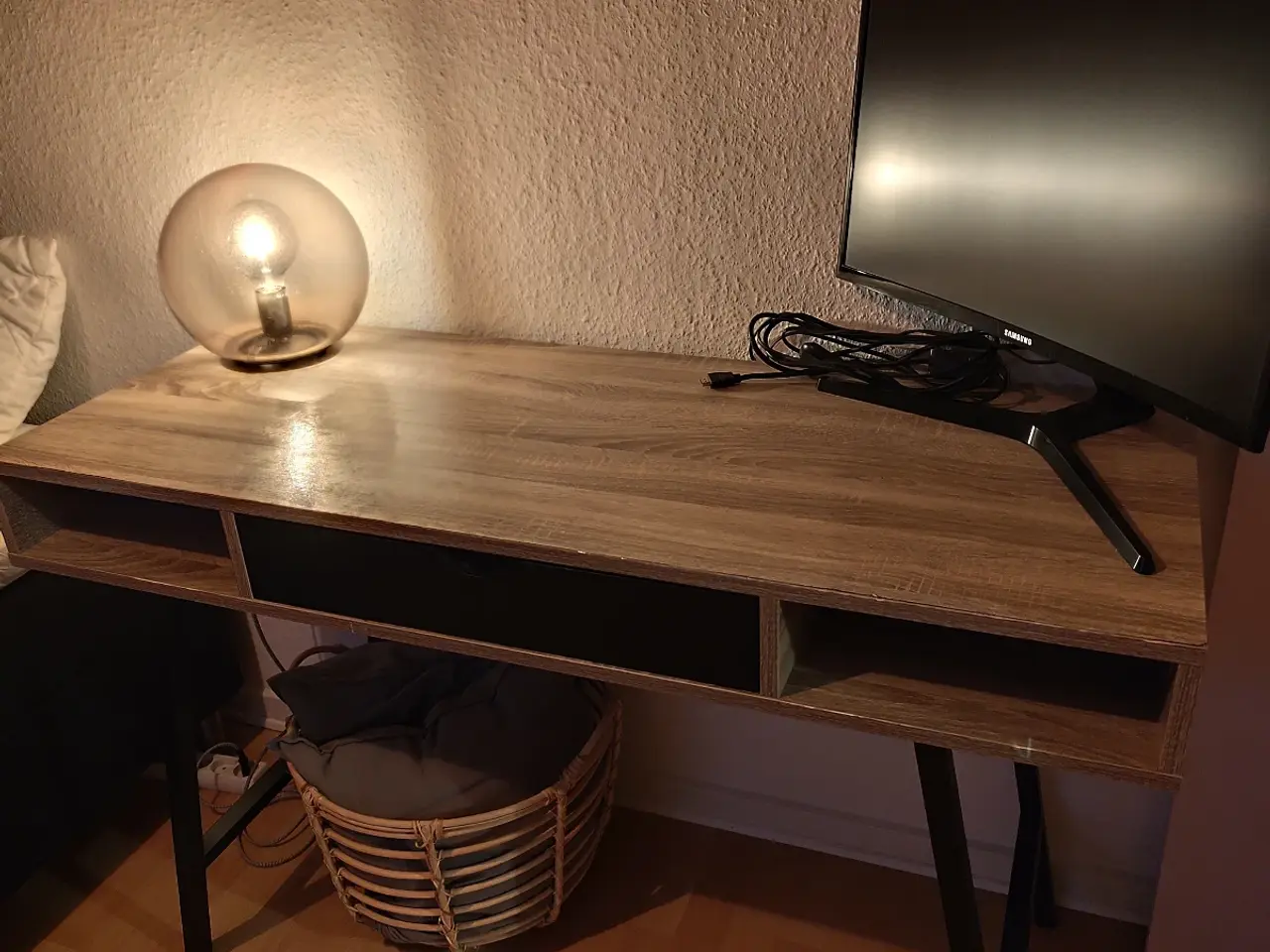 Billede 1 - Skrivebord 48 x 150 cm