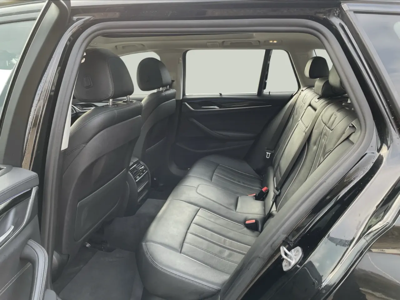 Billede 6 - BMW 520d Touring 2,0 D Luxury Line Steptronic 190HK Stc 8g Aut.