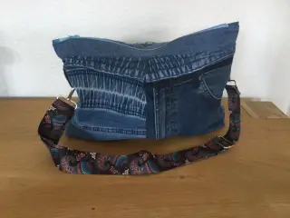 Taske af jeans
