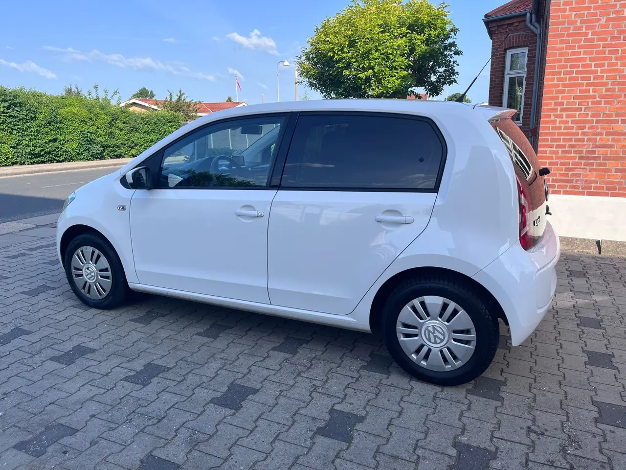 Billede 2 - VW Up! 1,0 60 High Up! BMT