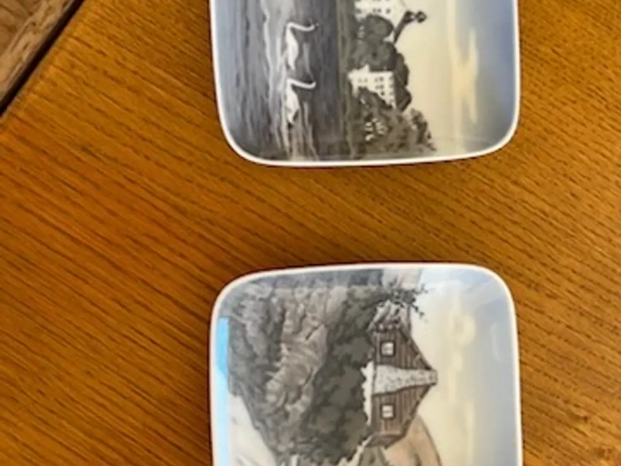 Billede 2 - Royal Copenhagen askebægre