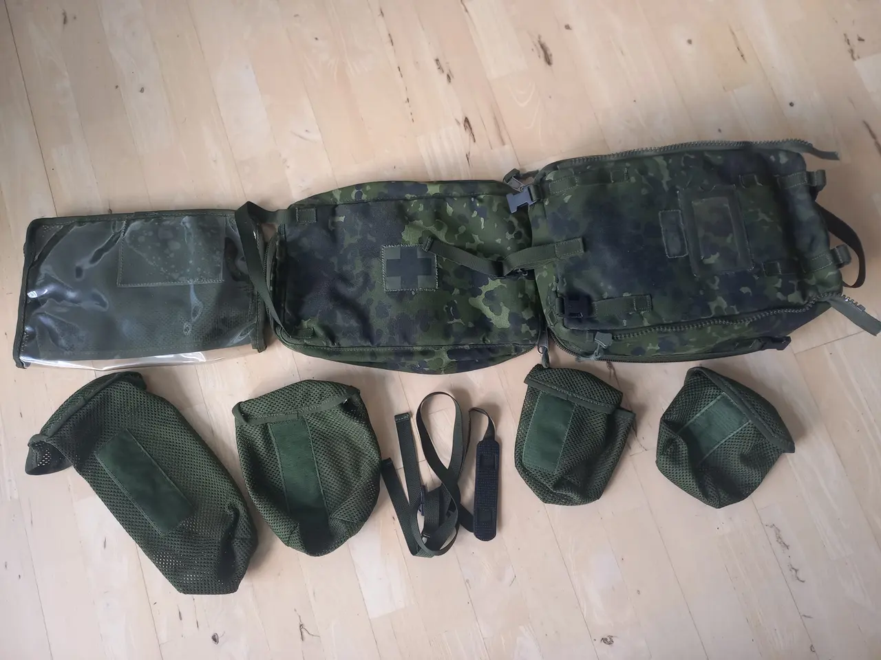 Billede 5 - Sygehjælpertaske M/96 – M/84 – militær