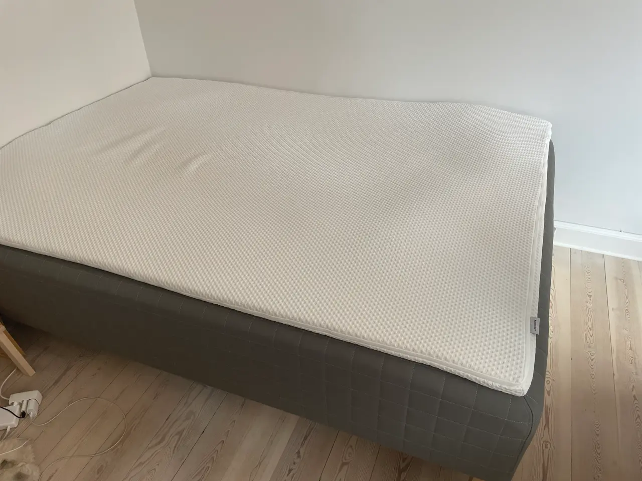Billede 1 - IKEA boxmadras 140x200 (næsten ny)