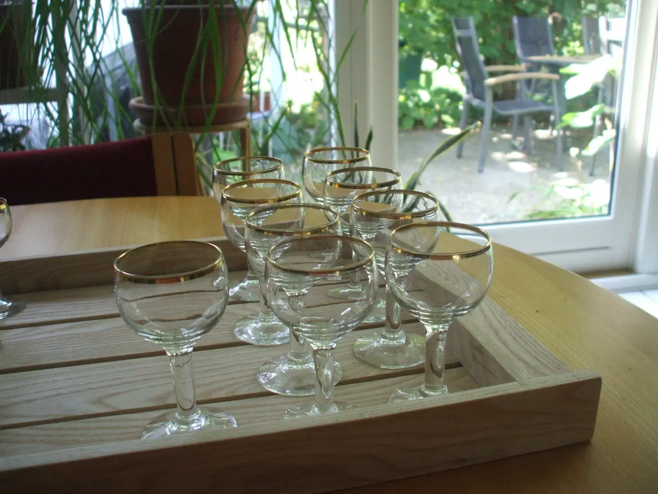 Billede 1 - Dessertvinsglas med guldkant (9)