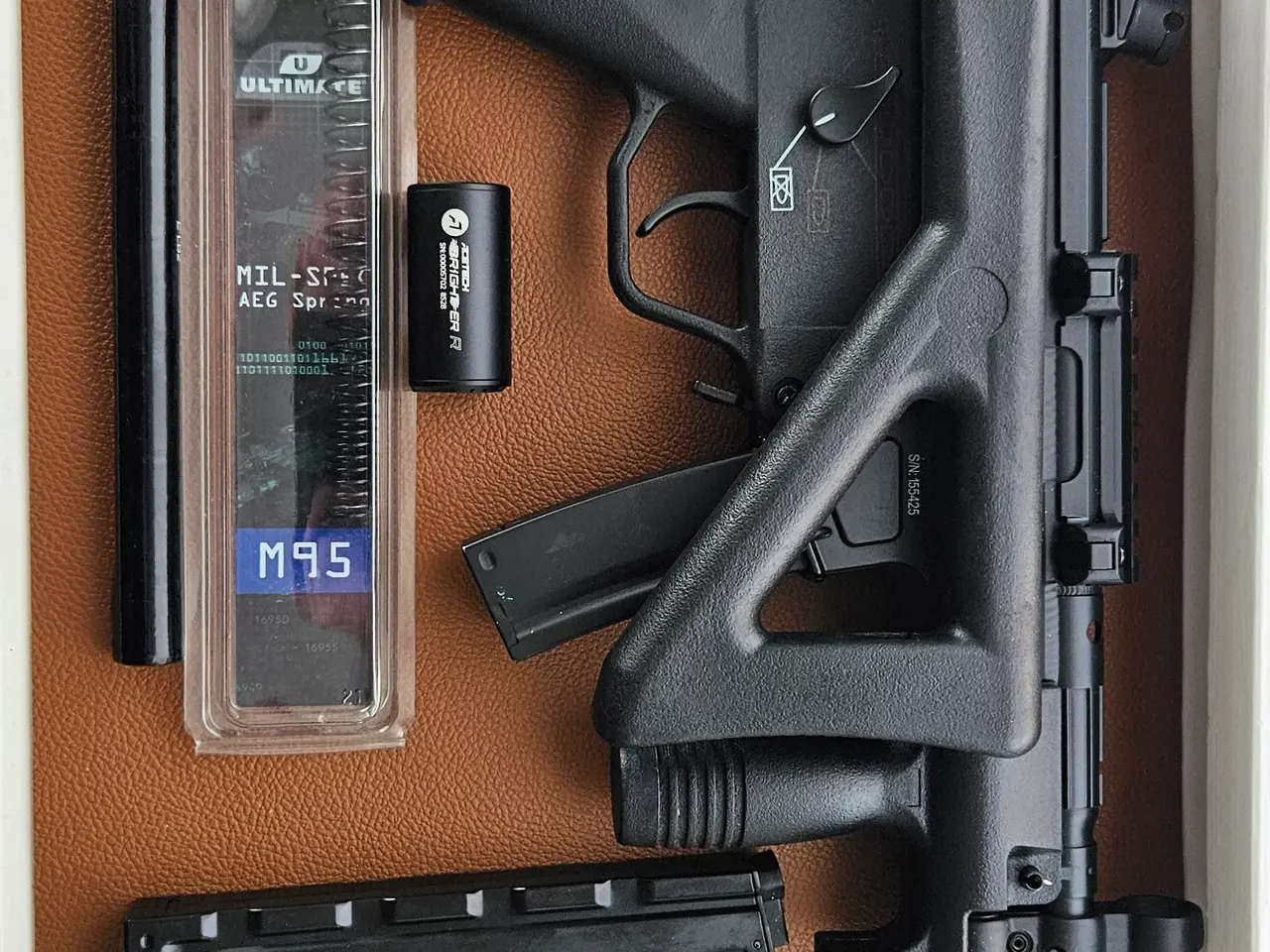 Billede 2 - Cyma MP5K – komplet airsoft setup