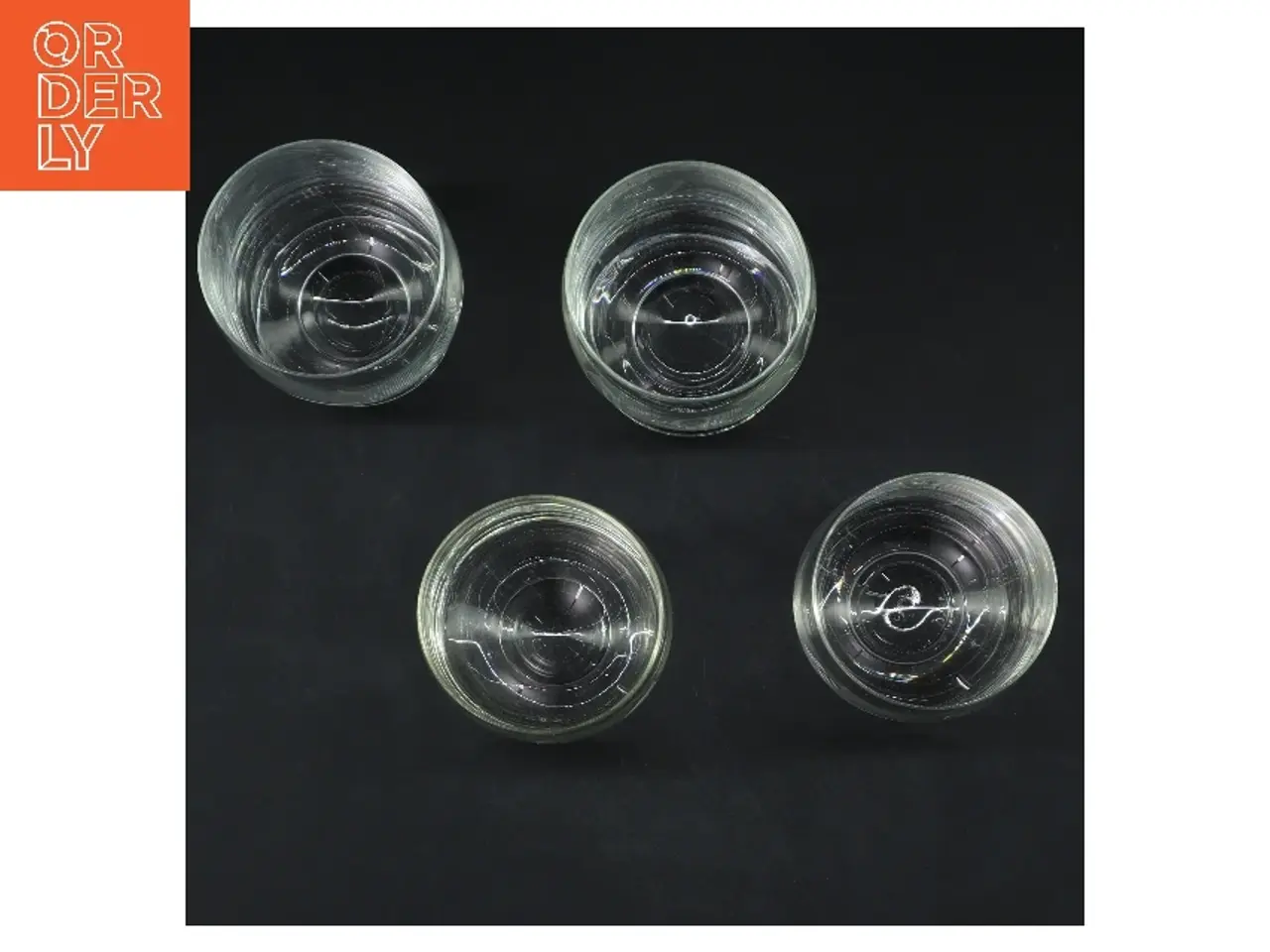 Billede 2 - Sæt af 4 ølglas ( Ø 6,5 cm længde 10,5 cm)