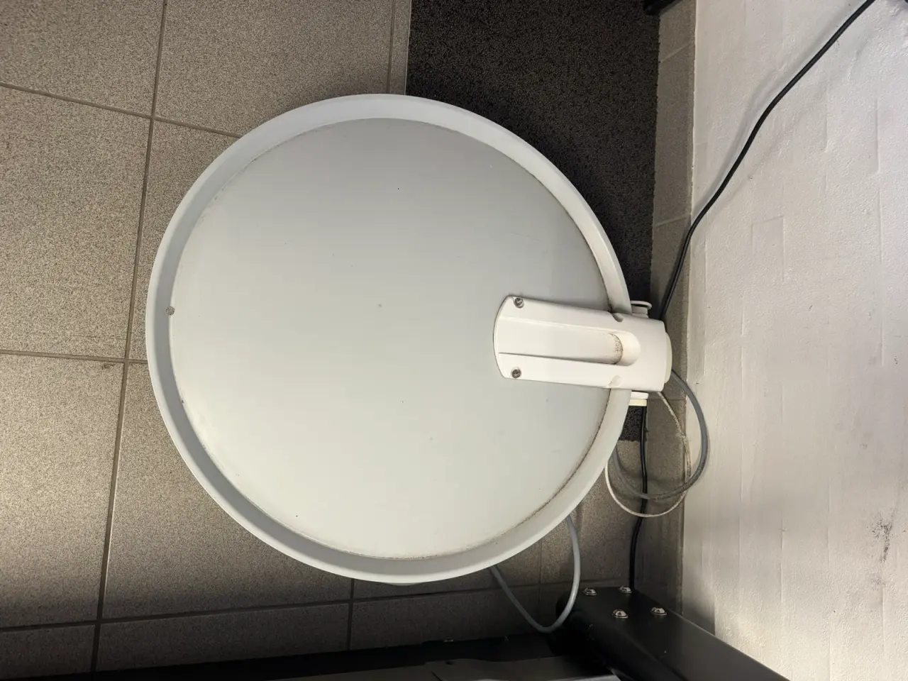 Billede 28 - Telesat motorstyret satellit, boks og 22” fjernsyn