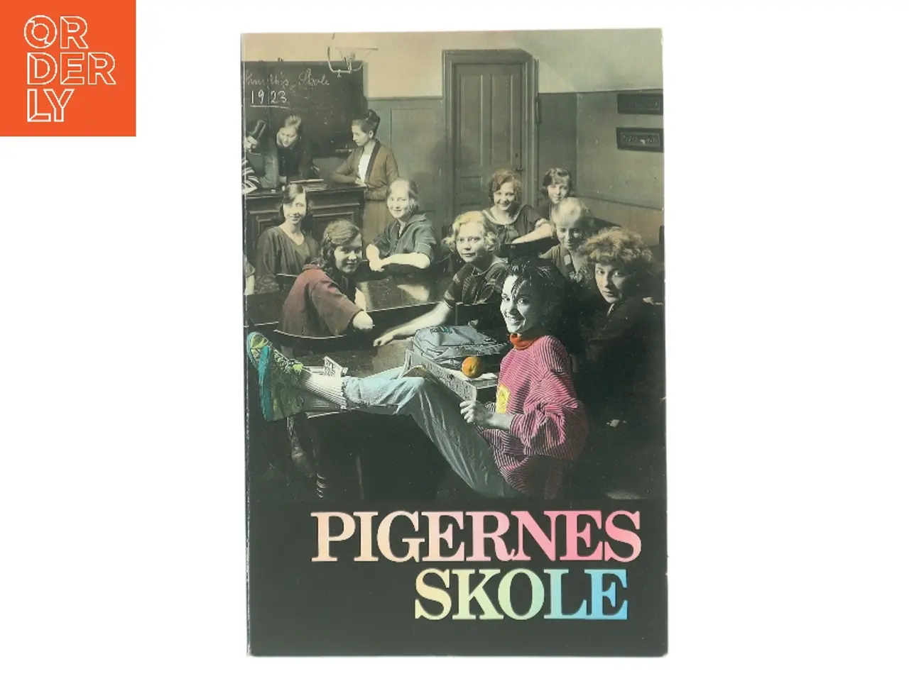Billede 1 - Pigernes skole (Bog)