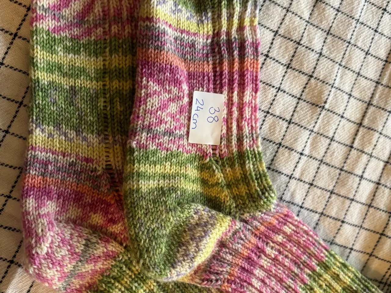 Billede 1 - Homemade strømper str 38
