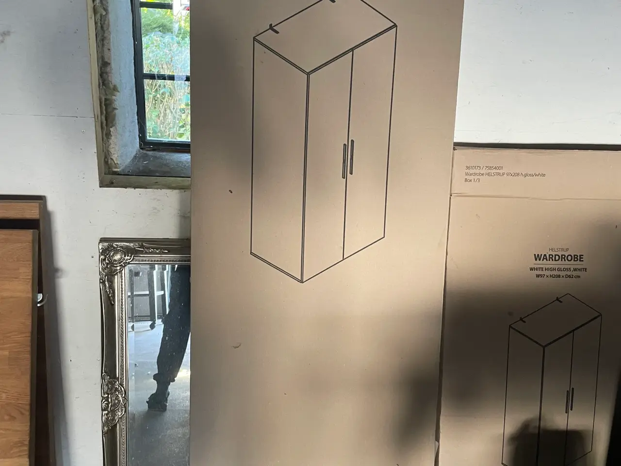 Billede 3 - Helstrup Hvidt garderobe skab fra jysk