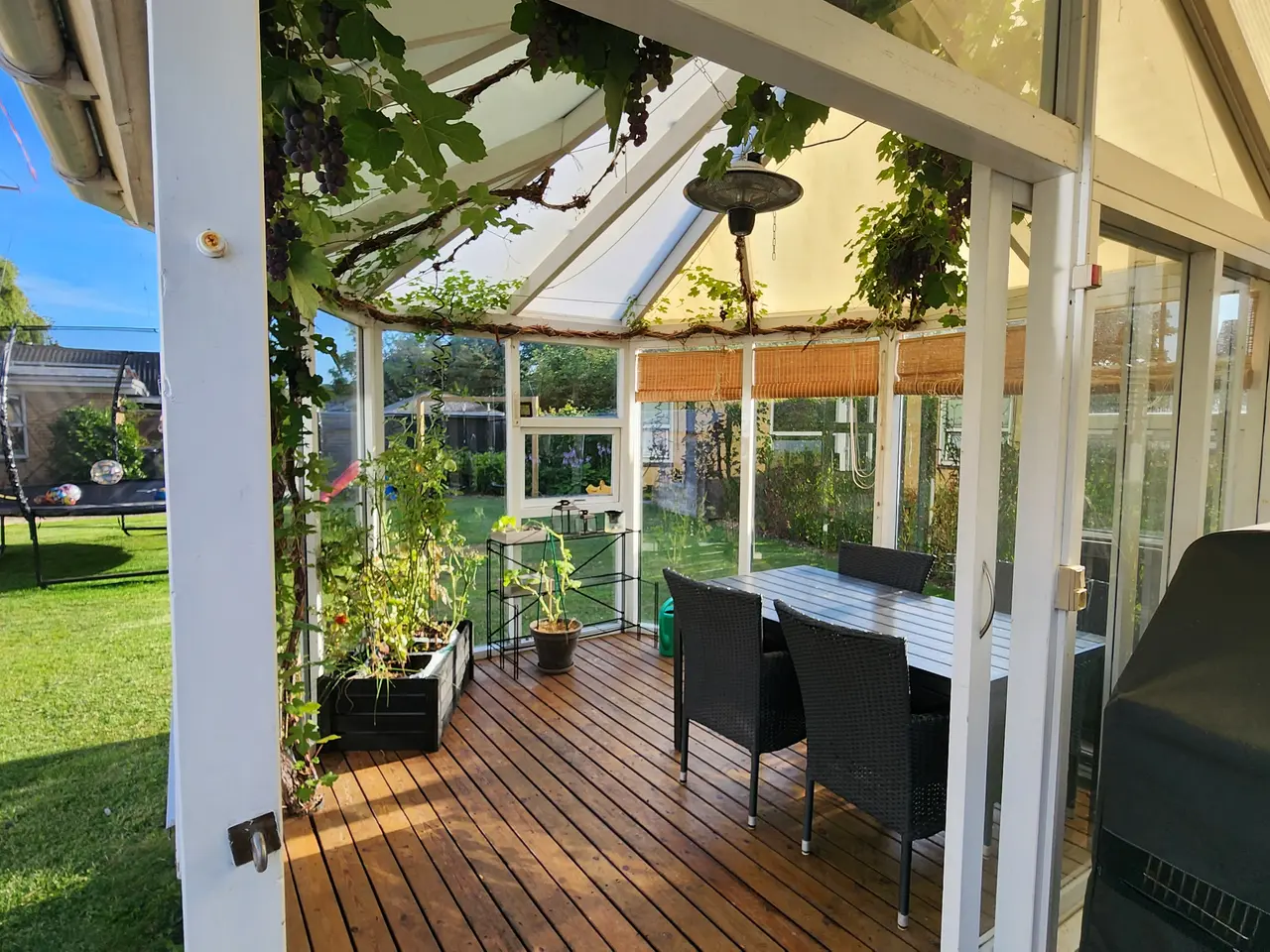 Billede 7 - Overdækket terrasse med orangeri