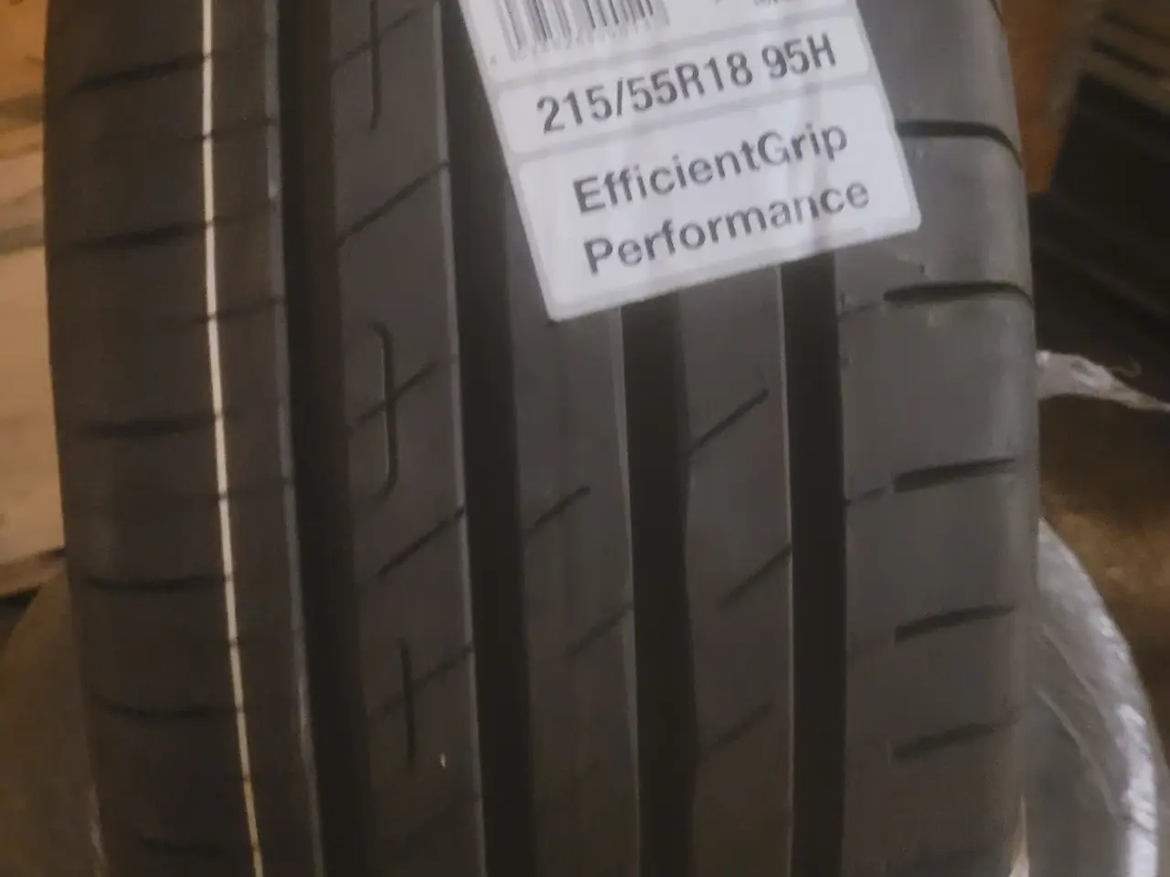 Billede 3 - 215 / 55 R 18 95 H