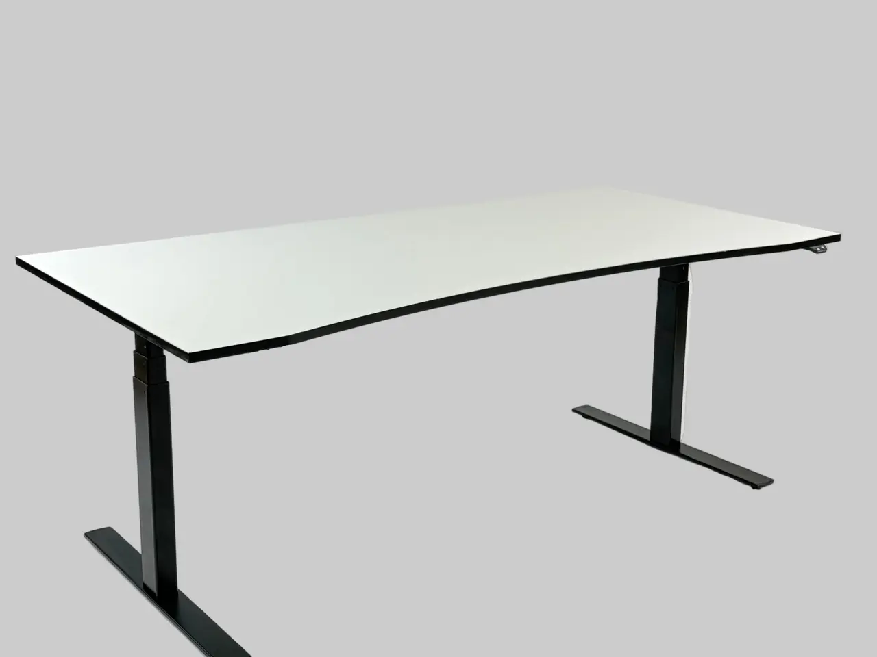 Billede 1 - Linak Hæve/sænkebord – Hvid/Sort Stel 180x90