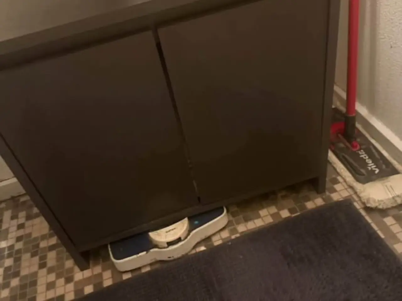 Billede 2 - Toilet reoler 