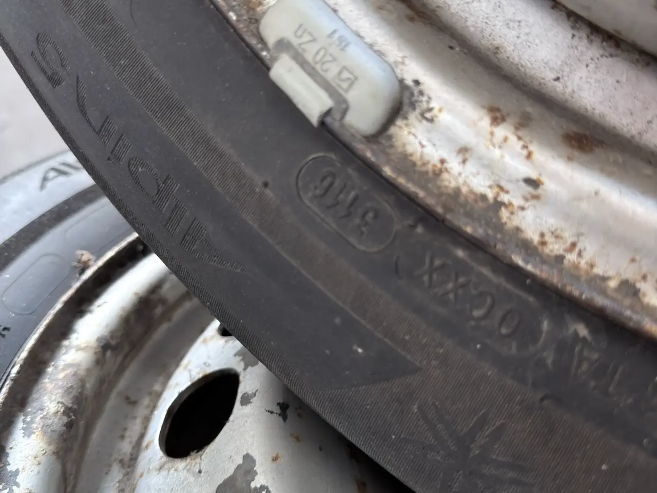 Billede 3 - 5x112 stålfælge - 195/65r15 Michelin vinterdæk