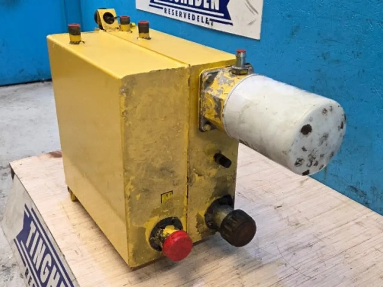 Billede 7 - New Holland TX68 Hydrauliktank 84000629