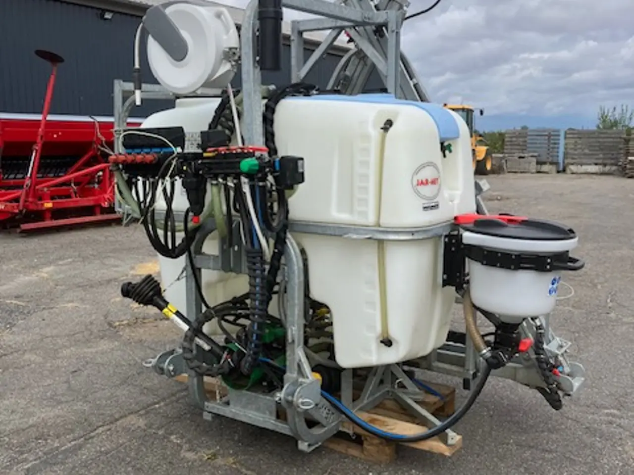 Billede 3 - Præstbro 12 meter, 800 L liftsprøjte