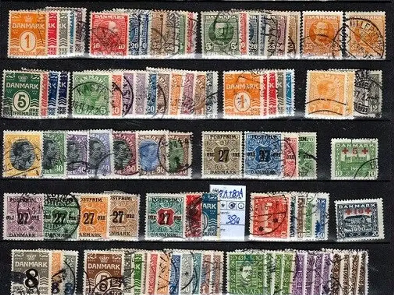 Billede 1 - DK. Bogtryksmærker. 172 forskellige. AFA 9.800 kr.