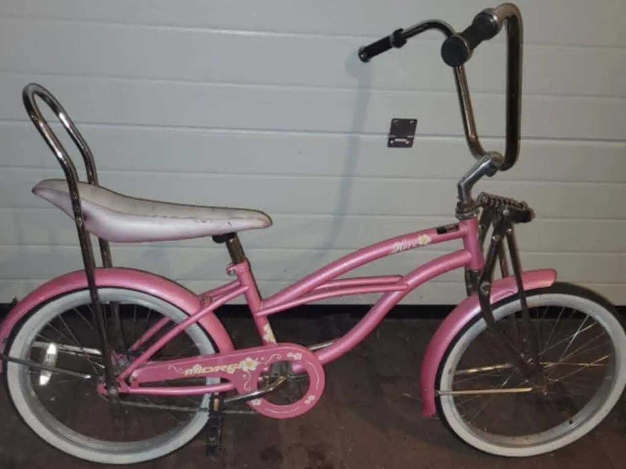 Billede 1 - En rigtig sjov pink cykel 20 tommer 