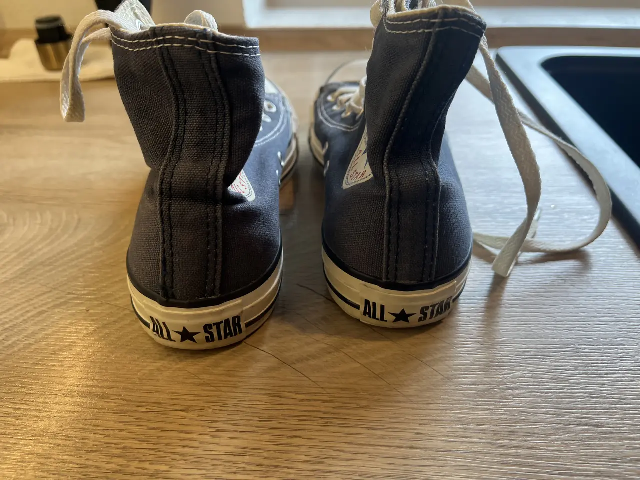 Billede 2 - Mørkeblå Converse All Stars