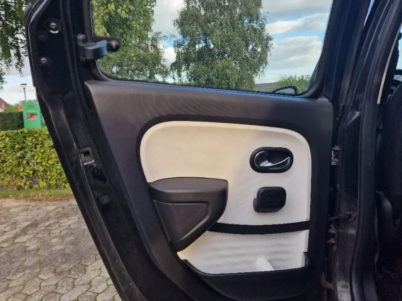 Billede 8 - 🚗 Renault Twingo III 1.0 SCe 70 – MEGET VELUDSTYR