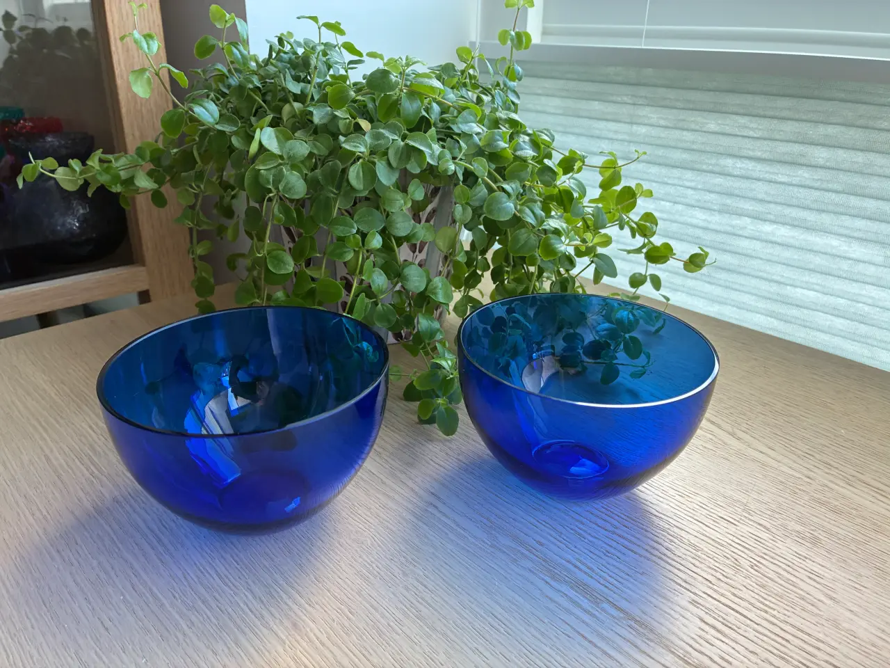 Billede 1 - 2 flotte glasskåle i transparent blå - Holmegaard