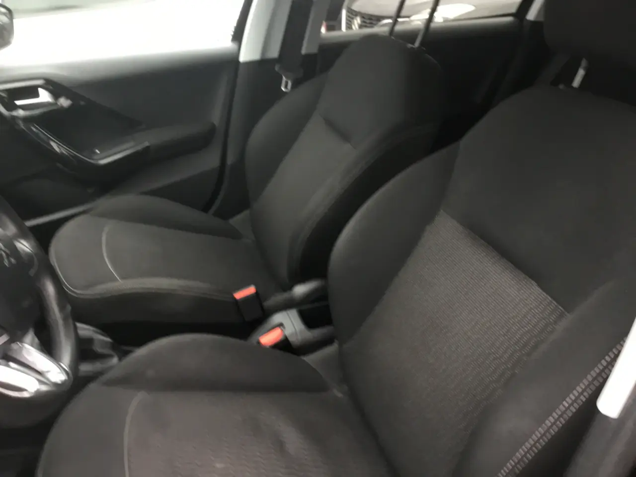 Billede 5 - Peugout 208 1,6 hdi 100hk service ok v Peugout 
