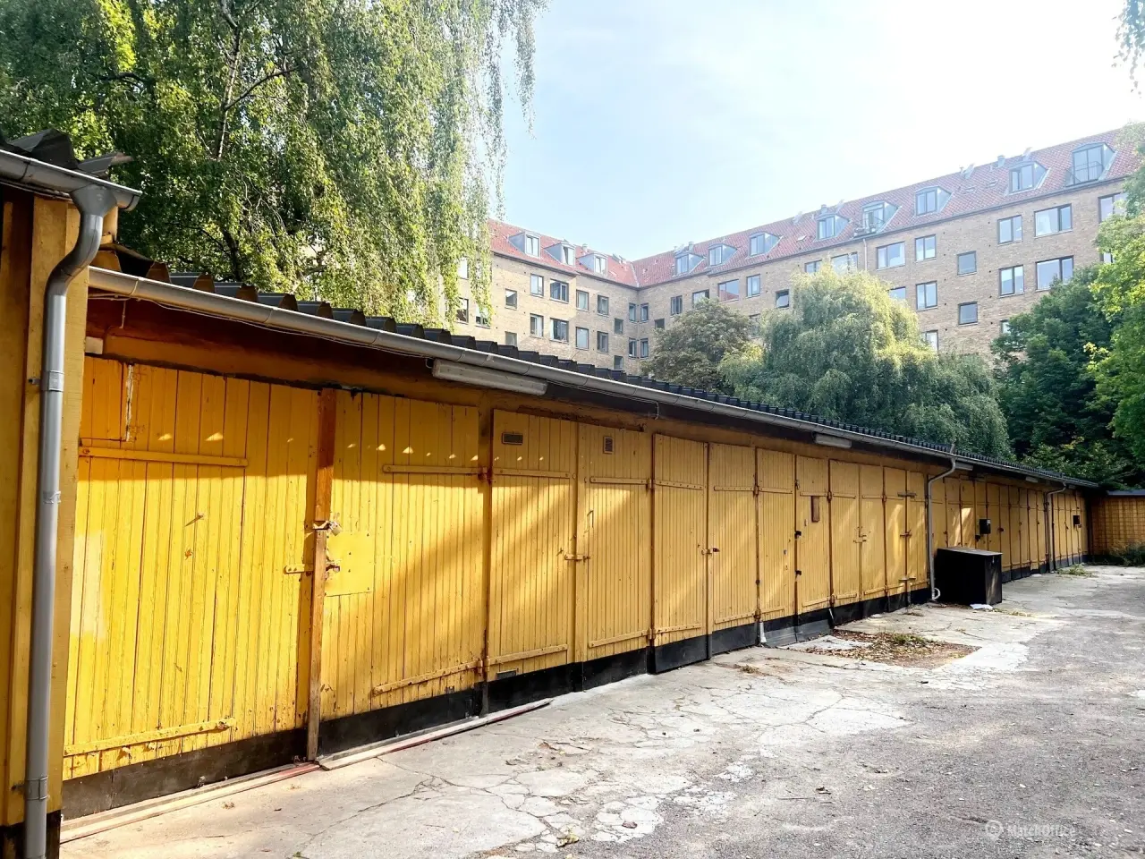 Billede 3 - Stor garage til bil/lager centralt på Frb.