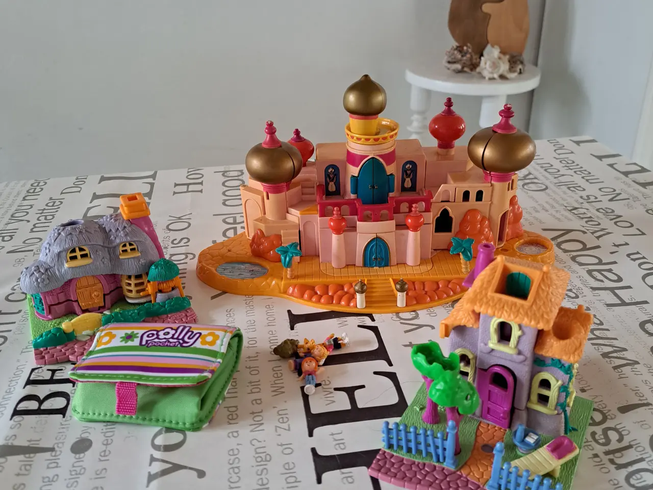 Billede 2 - Polly Pocket huse, figurer, pung