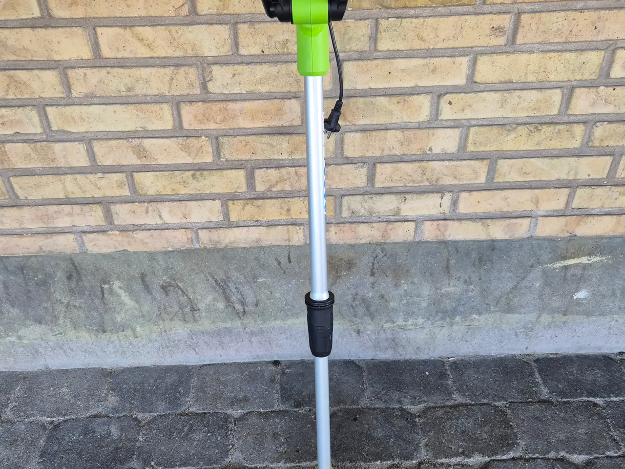 Billede 1 - Garden Ukrudsbørste 220 v