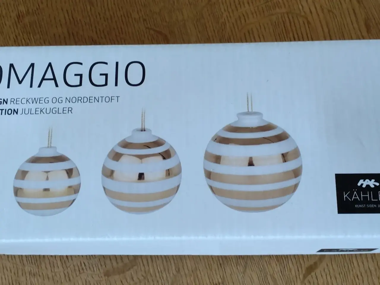 Billede 4 - Kähler Omaggio Julekugler, 3 stk. hvid og guld