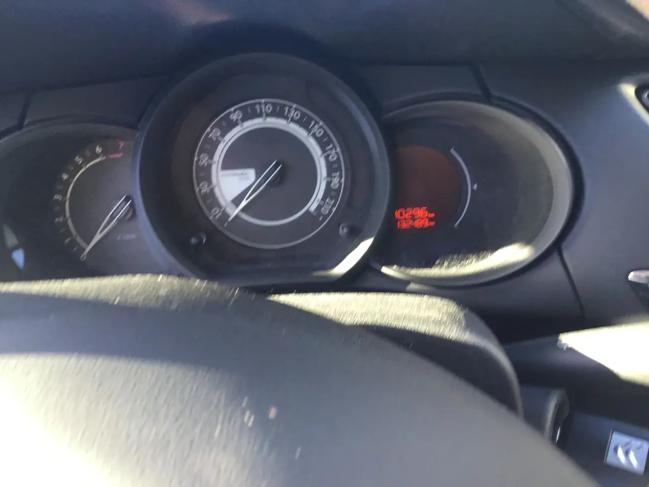 Billede 5 - Citroen c3 1.0 benzin træk alufælge 1.ejer
