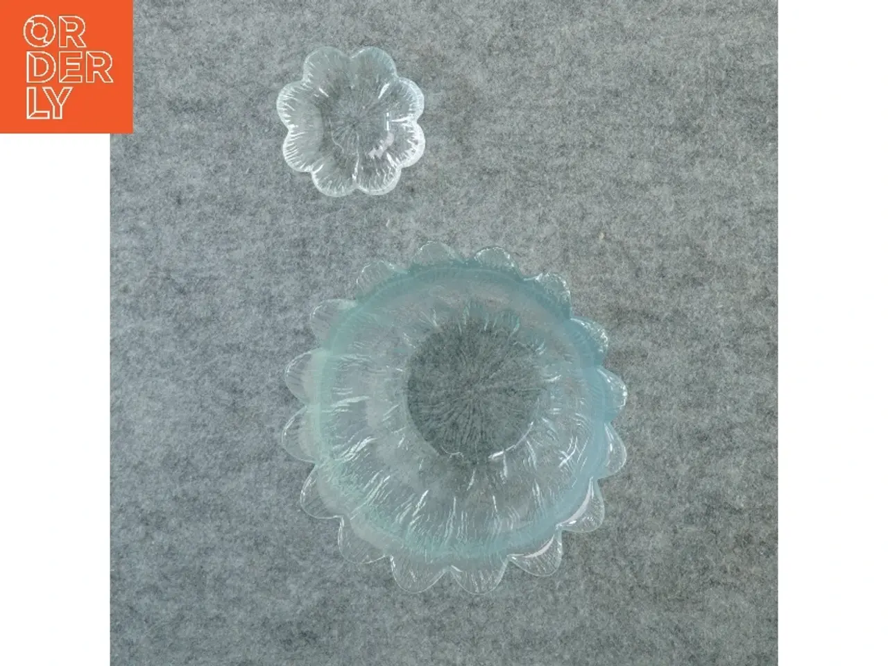 Billede 2 - Skåle (str. 9 cm 18 x 8 cm)
