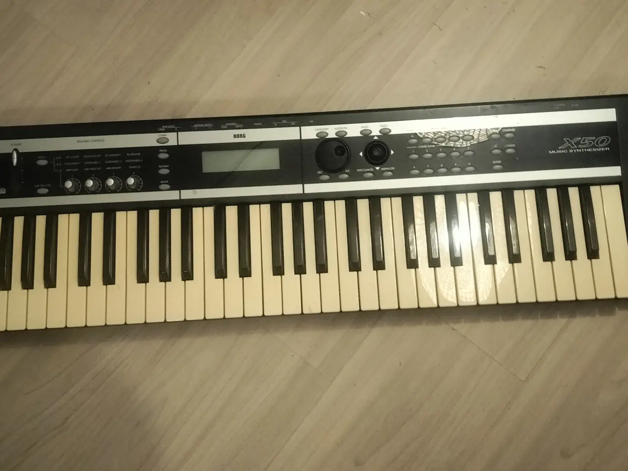 Billede 1 - Korg X50 Music Synthesizer